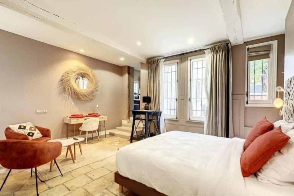 Le Clos Guivet Troyes Exteriör bild