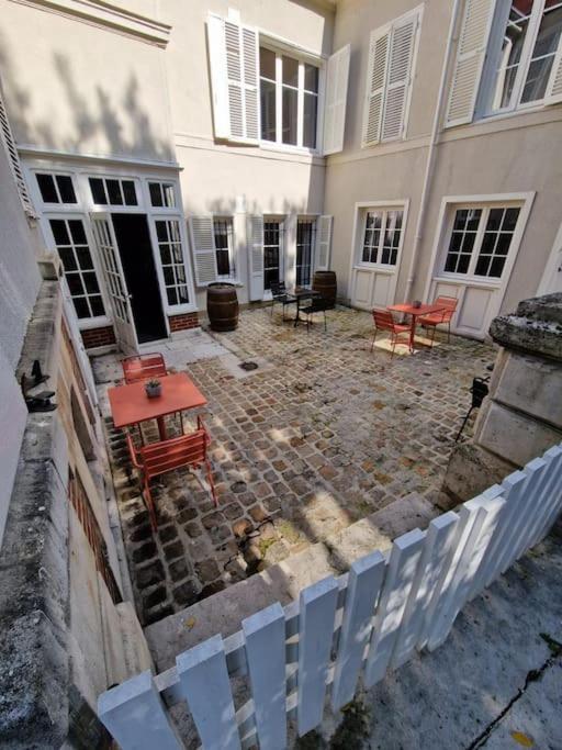Le Clos Guivet Troyes Exteriör bild